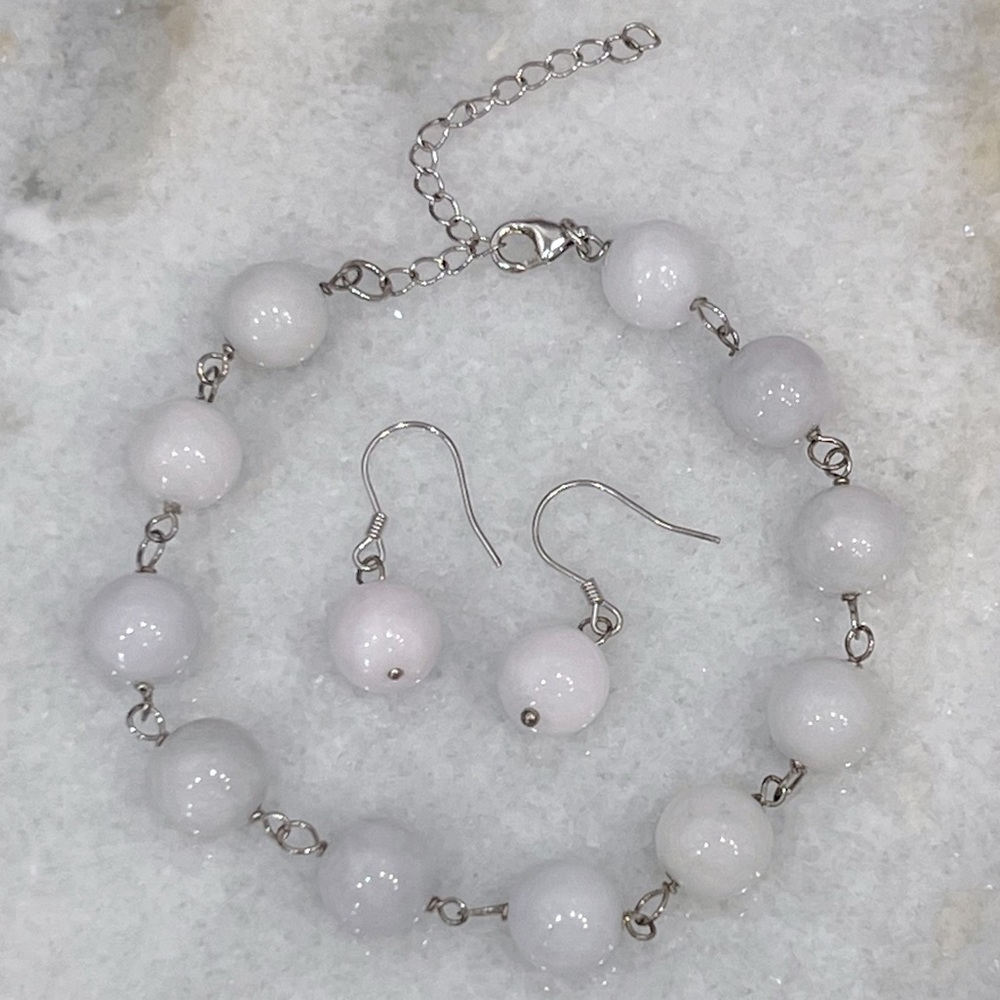 Burmese White Jade Sterling Silver Station Bracelet & Drop Earrings - Picture 2 of 11